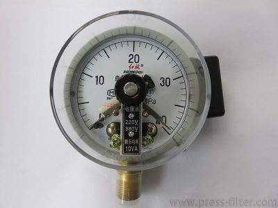 Electric contact pressure gauge