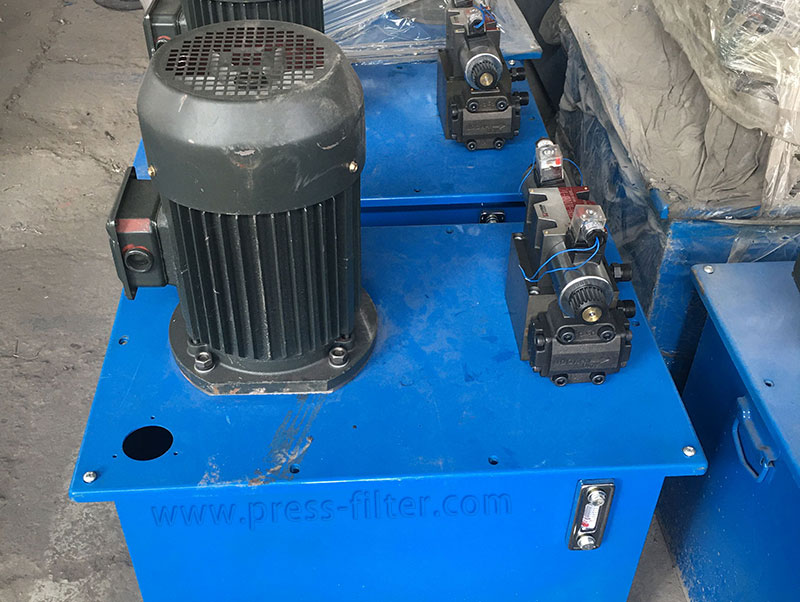 Hydraulic station