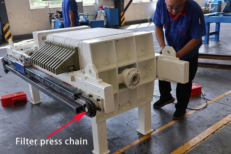 Filter press chain